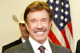 Chuck Norris hospitalizado en Hawái tras emergencia médica: el misterio detrás del caso