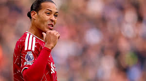 ‘I am surprised…’ – Liverpool journalist stunned by one inclusion in Reds’ starting XI tonight