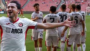 Cengiz Ünder şov yaptı, Çorum farklı kazandı! Samsunspor - Çorum FK maç sonucu: 1-5 — Fanatik
