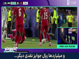 پس از بررسی وار بازیکن سوئیس به دلیل شبیه سازی کارت زرد دوم را گرفت و از زمین مسابقه اخراج شد