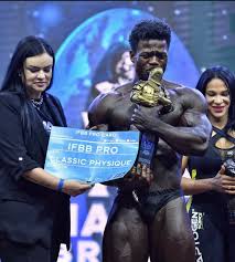 Ex-Feirante Bomba no Mr. Olympia Brasil e Desafia Campeão Mundial!