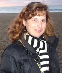 Ana Paula Santos was award with the PhD in Biology (2002) by FCUL. She was also a post-doc at John Innes Centre, U.K. - apsantos