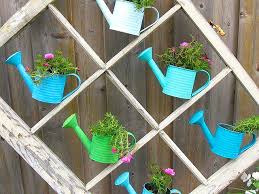 Resultado de imagen de reciclar ventanas viejas