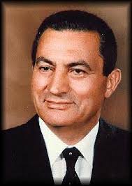 <b>Anwar Sadat</b>; 3: Husni Mubarak 1981 - Hosni_Mubarak_-_Official_Photo