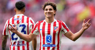 Alvarez's free-kick heroics leave Simeone in awe as Atleti win derby thriller