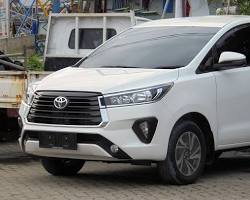 Gambar Toyota Innova