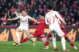 Schjelderup embala águias rumo à grande batalha com o F. C. Porto