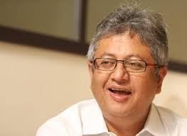 Zaid said Umno delegates at the recent AGM were too busy attacking everyone from the Chinese to the Syiah Muslims while indulging in mock religiosity to ... - zaid-ibrahim-150813_600_437_100
