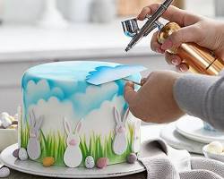 airbrushed cake