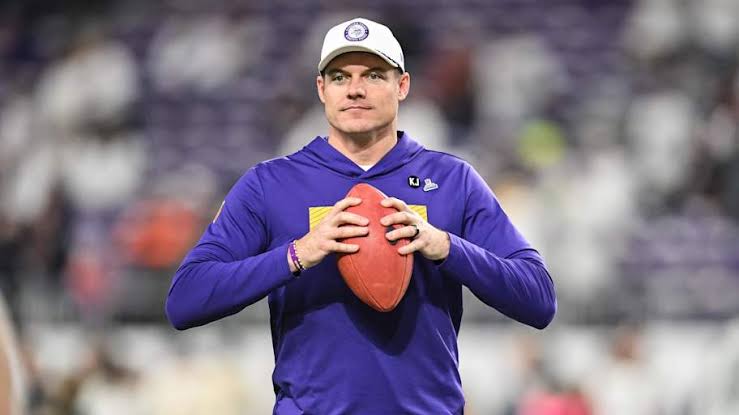 NFL executives predict Kevin O'Connell to win coach of the year in landslide