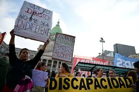 Senado debate ley de Emergencia en Discapacidad: organizaciones exigen aprobación - Imagen ilustrativa del artículo