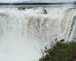 Image of Iguazú Falls, Devil's Throat