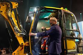 Reform accused of 'cronyism on steroids' for 'dodgy' JCB deal after £200k donation