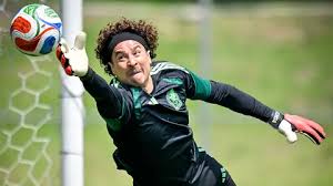 ¡Alerta en el Tri! Memo Ochoa a punto de lesionarse en entrenamiento de la Selección