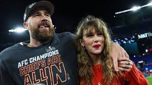 A qué causas donaron 26 millones de dólares Taylor Swift y Travis Kelce