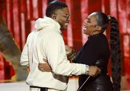 Nelly Serenades Wife Ashanti With Her Own Murder Inc Classics