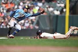 Bullpen implodes as Brewers drop series to the Giants