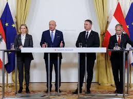 Regierung verteidigt Budget – neue Sparmaßnahmen geplant