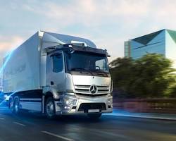 Imagine cu MercedesBenz eActros