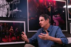 Bill Gurley: Playing It Safe Is Your Career’s Biggest Risk — Who Feels That Risk First