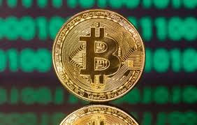 بیت‌کوین در تقاطع جنگ و نرخ بهره؛ ۷۷ هزار دلار زیر فشار بازار