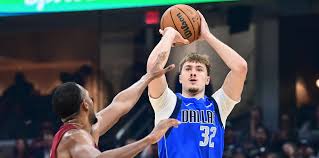 Cooper Flagg, Nikola Jokic Props + Mavericks vs Nuggets Odds for 3/25