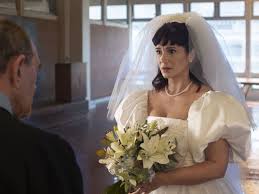 Las series (y tres pelis) para ver este puente de Mayo: del final de 'Envidiosa' a 'Mi querida señorita'