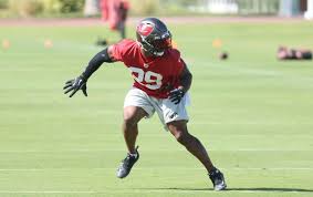 Detroit Lions Sign Versatile DB Christian Izien