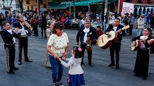 Día de las Madres 2026: origen del 10 de mayo y las cifras que muestran cómo viven las mamás en México