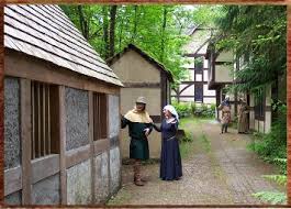 Résultat de recherche d'images pour "medieval village"