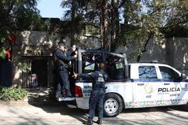 Detienen a seis policías en activo dedicados al robo a casa habitación