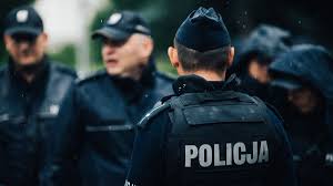 Atak w urzędzie gminy w Starej Kornicy. Wójt zaatakowana nożem