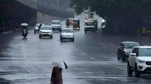 Telangana Weather Update: తెలంగాణలో అకాల వర్షాలు... ఈ 10 జిల్లాలకు ఎల్లో అలర్ట్