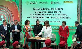 Lanzan Lotenal y Editorial Panini álbum retro coleccionable