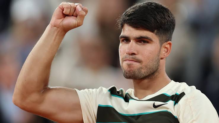 French Open 2025 results: Carlos Alcaraz sets up semi-final meeting with  Lorenzo Musetti - BBC Sport