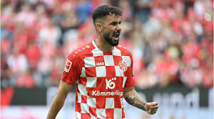 Transfermarkt - News update