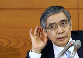 Click to enlarge. All ears: Bank of Japan Gov. Haruhiko Kuroda faces reporters April 26 in Tokyo - nb20130518a3a