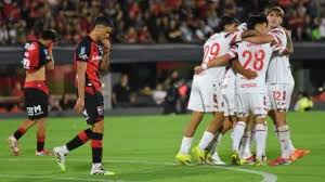 Estudiantes supera a Newell's en debut de Medina y acentúa la crisis en el clásico rosarino