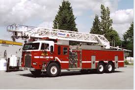 Camion - Futur camion de pompier en 6x6  !! Images?q=tbn:ANd9GcT31zTCEGH_fLTsyVRL5j9hIQ2s3RaXauDf35PdHPAx4hFZK6fvGA