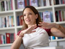 Carolin Kebekus warnt vor Sparmaßnahmen bei Psychotherapie