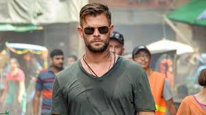 Chris Hemsworth Is Training For Extraction 3, And I Can’t Get Over How Ripped He Looks