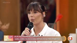 Isis Valverde conta que acidente de carro sofrido há mais de 10 anos a transformou: 'Uma segunda chance'