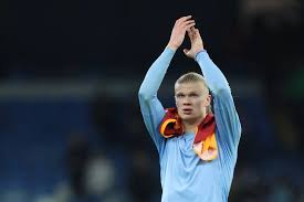 ‘É o jogador mais inteligente com quem atuei’: Haaland se rende a companheiro de City