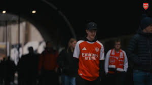 Arsenal comemora mais uma vitória no clássico de Londres após bater o Chelsea