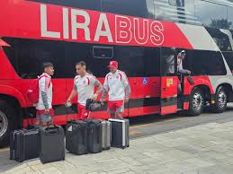 Inter desembarca em Guarulhos para jogos decisivos por Copa do Brasil e Brasileirão; titular é desfalque