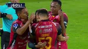El cabezazo de Édison Vega de desvió en un rival para el 1-1 de Deportivo Cuenca vs Recoleta