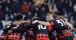 تورينو ضد ميلان.. الروسونيرى يبحث عن خطف صدارة الدوري الإيطالي