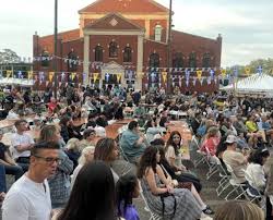 A Weekend-long Greek Festival is taking over this Chicago neighborhood