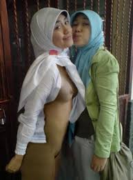 Hasil gambar untuk foto bugil