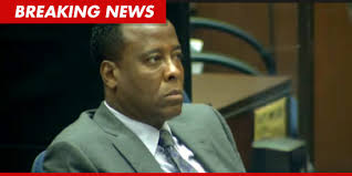 Difesa di Murray cambia la teoria dell&#39;ingestione fatale del Propofol di MJ L&#39;avvocato del Dott. Conrad Murray ha annunciato in aula che Murray sta ... - 1012-conrad-murray-bn